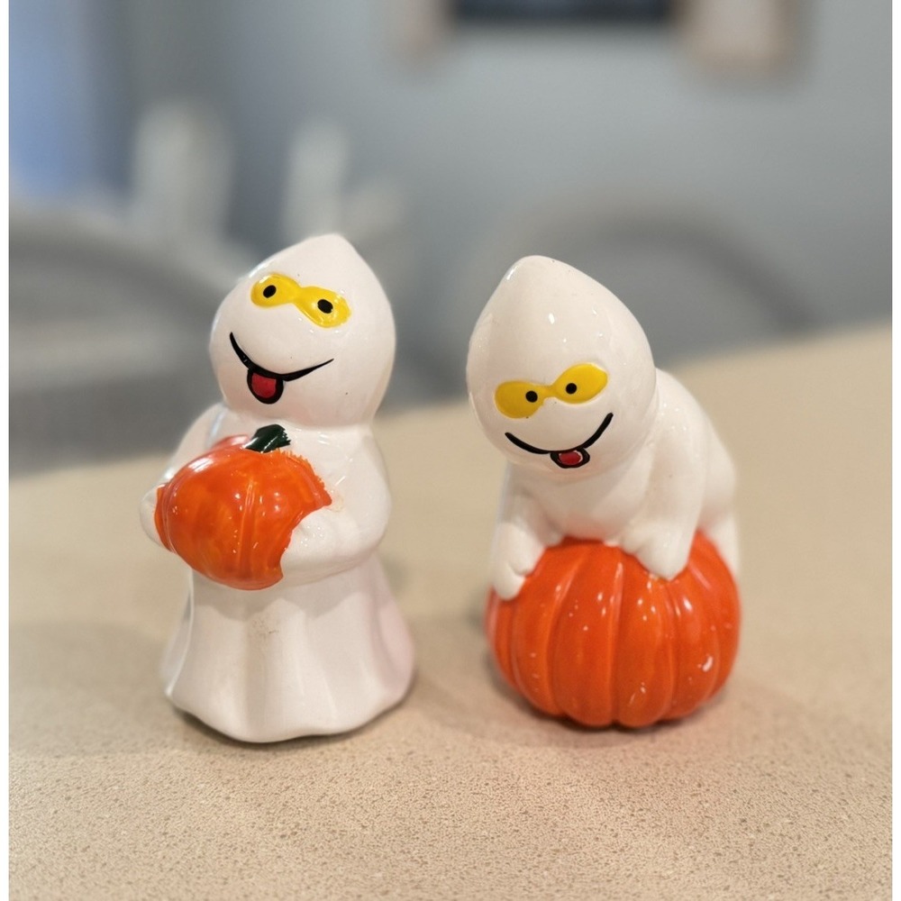 Vintage ceramic ghosts pumpkin Halloween Figurines Casper Funny MCM Spooky Fall
